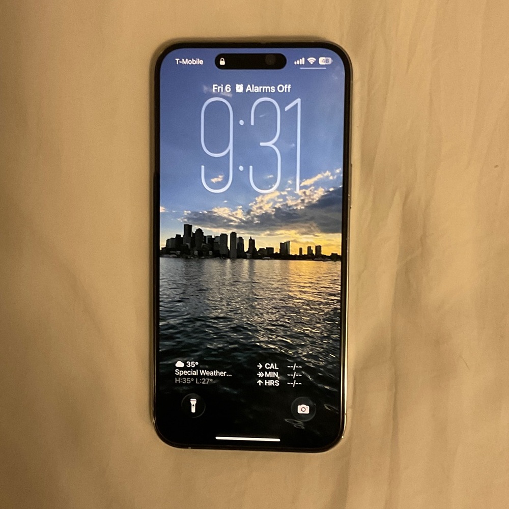 Unlocked iPhone 14 Pro Max